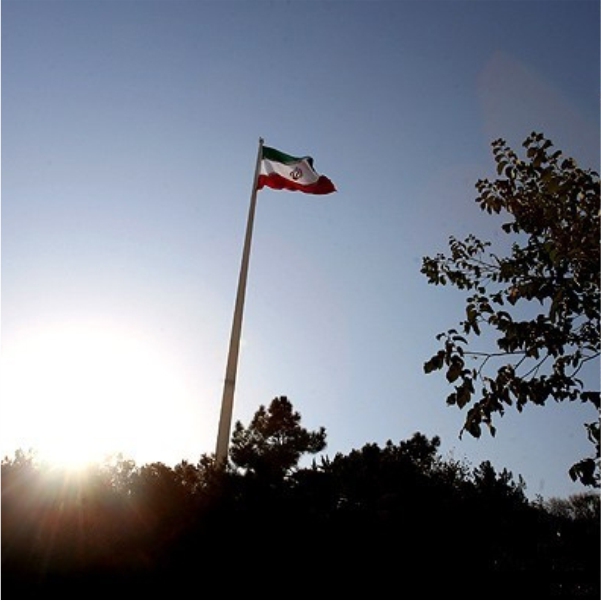 بزرگ ترین پرچم ایران